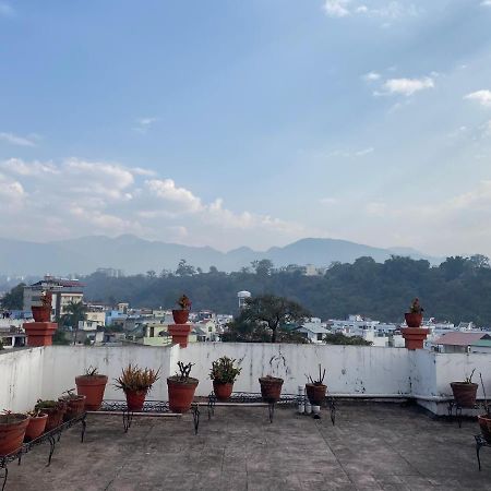 Hotel O Hya'S Homestay เดห์ราดุน ภายนอก รูปภาพ