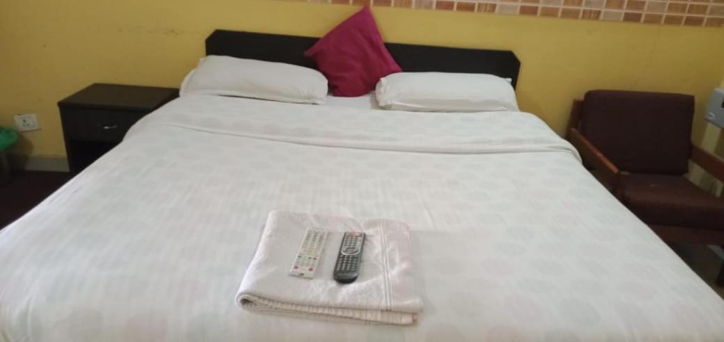 Hotel O Hya'S Homestay เดห์ราดุน ภายนอก รูปภาพ