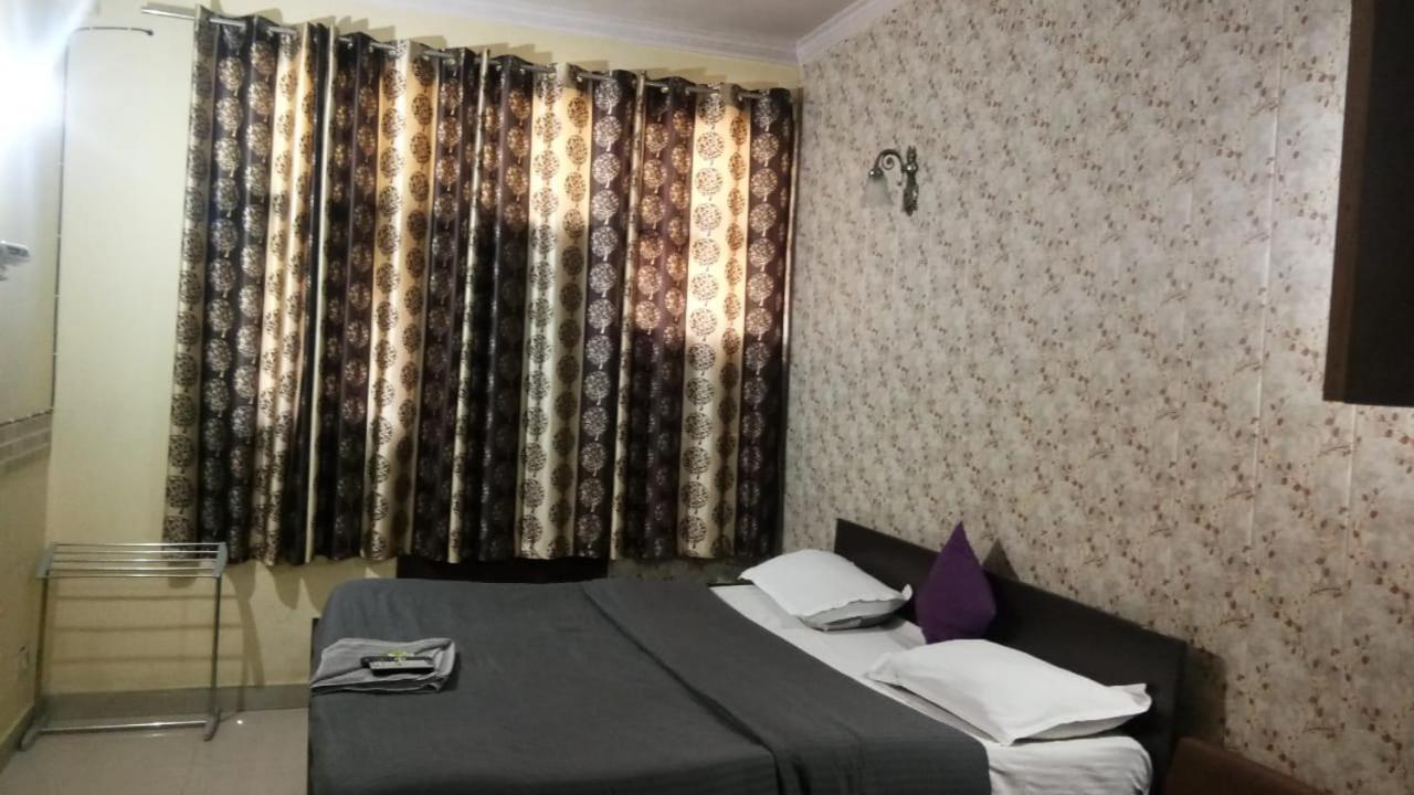 Hotel O Hya'S Homestay เดห์ราดุน ภายนอก รูปภาพ