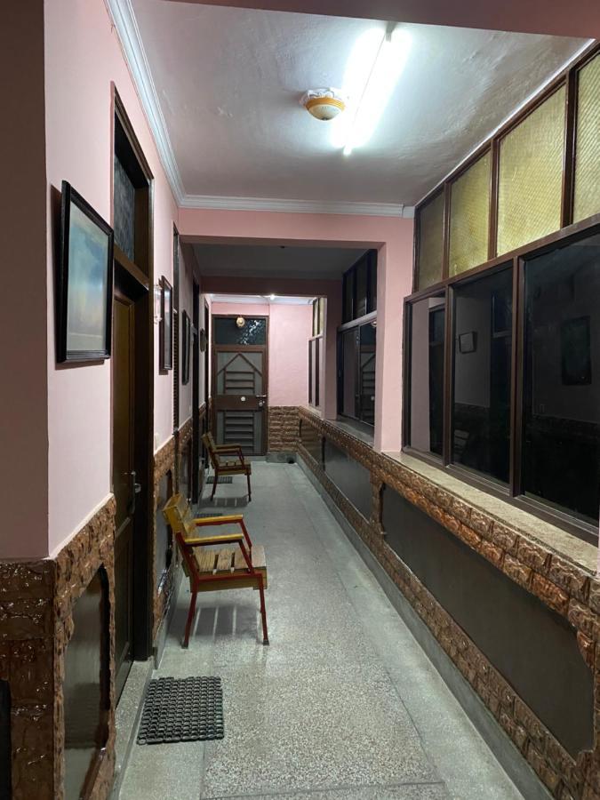 Hotel O Hya'S Homestay เดห์ราดุน ภายนอก รูปภาพ