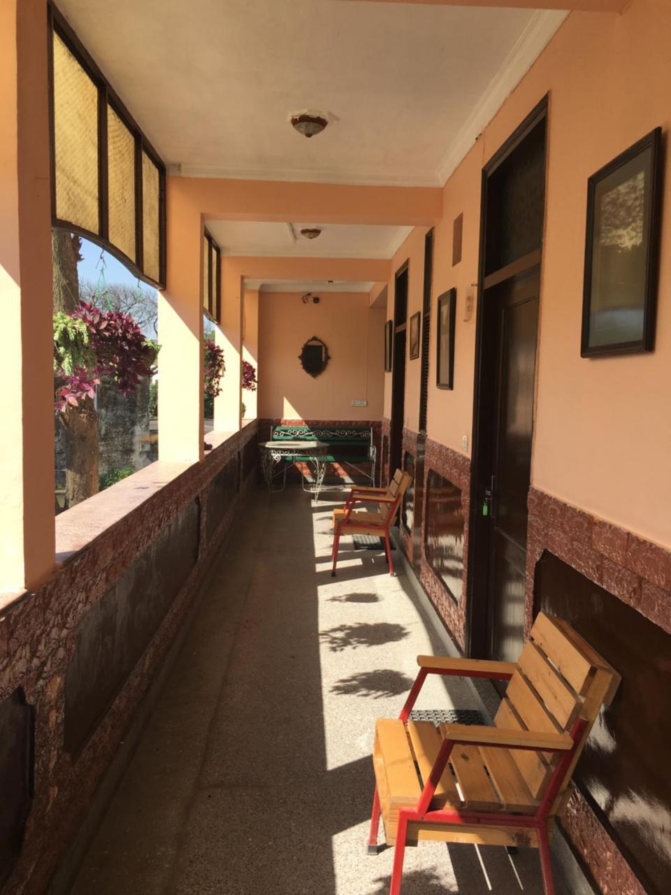 Hotel O Hya'S Homestay เดห์ราดุน ภายนอก รูปภาพ