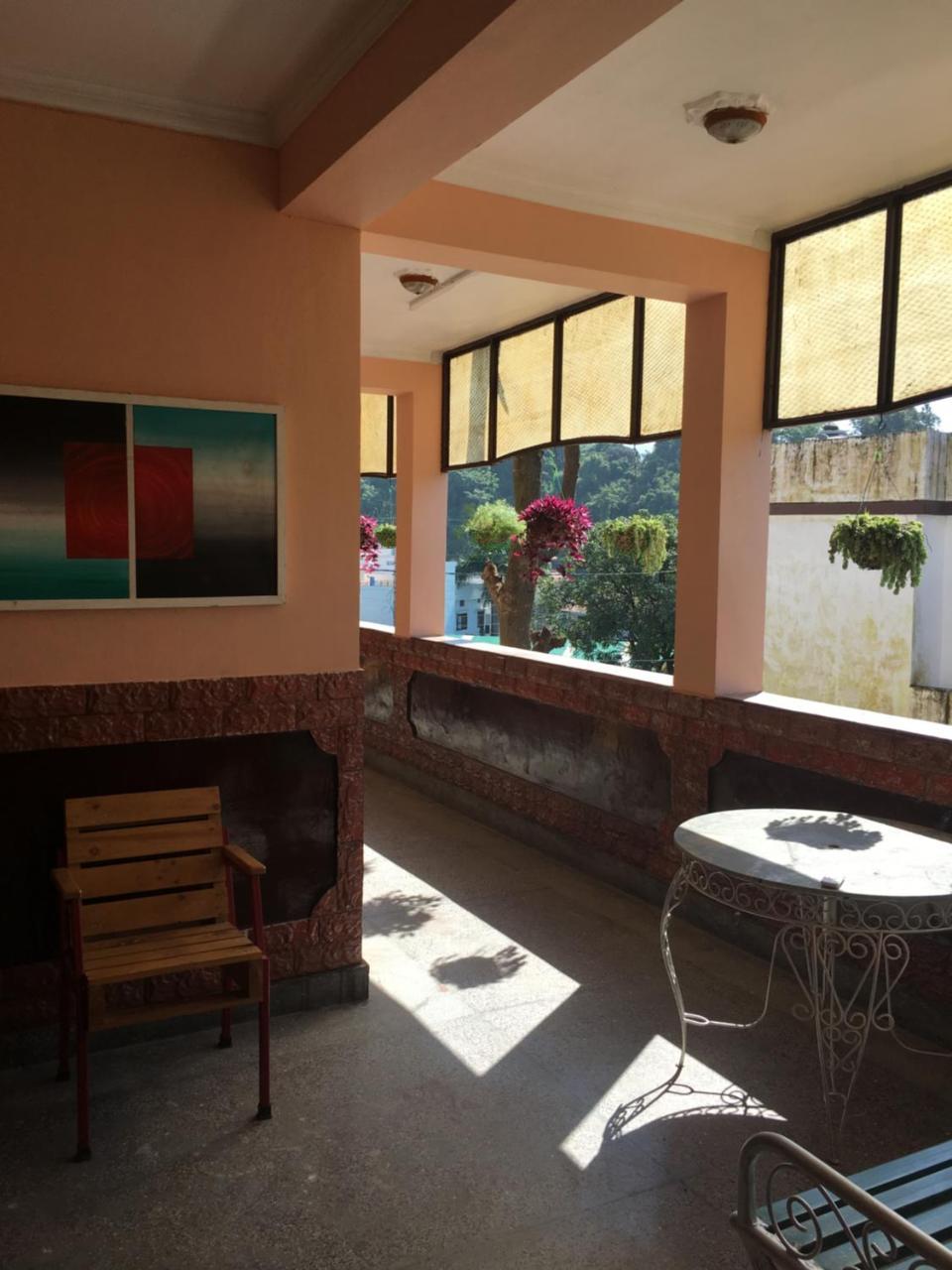 Hotel O Hya'S Homestay เดห์ราดุน ภายนอก รูปภาพ