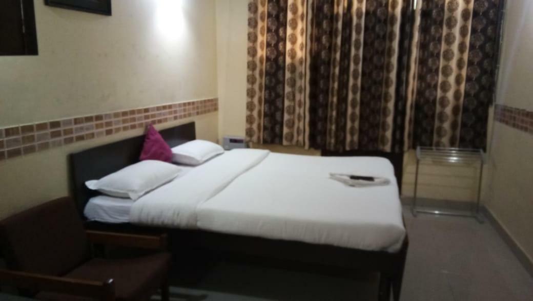 Hotel O Hya'S Homestay เดห์ราดุน ภายนอก รูปภาพ